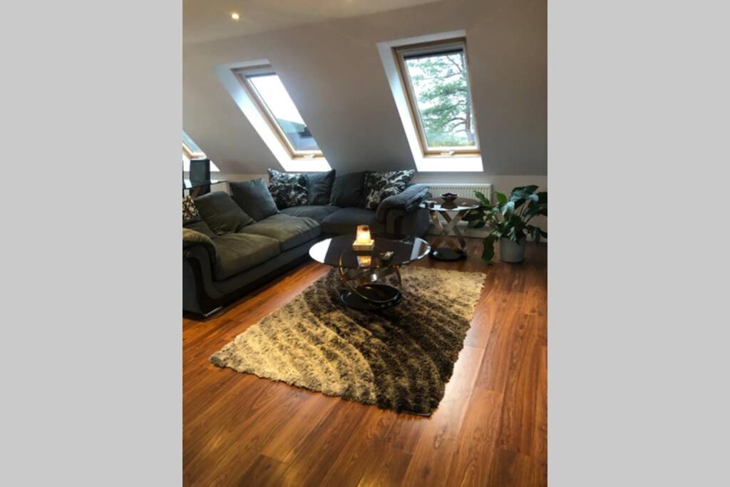 Struan Coach House In Gated