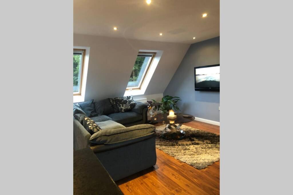 Struan Coach House In Gated *