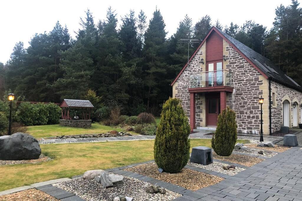 Struan Coach House In Gated *