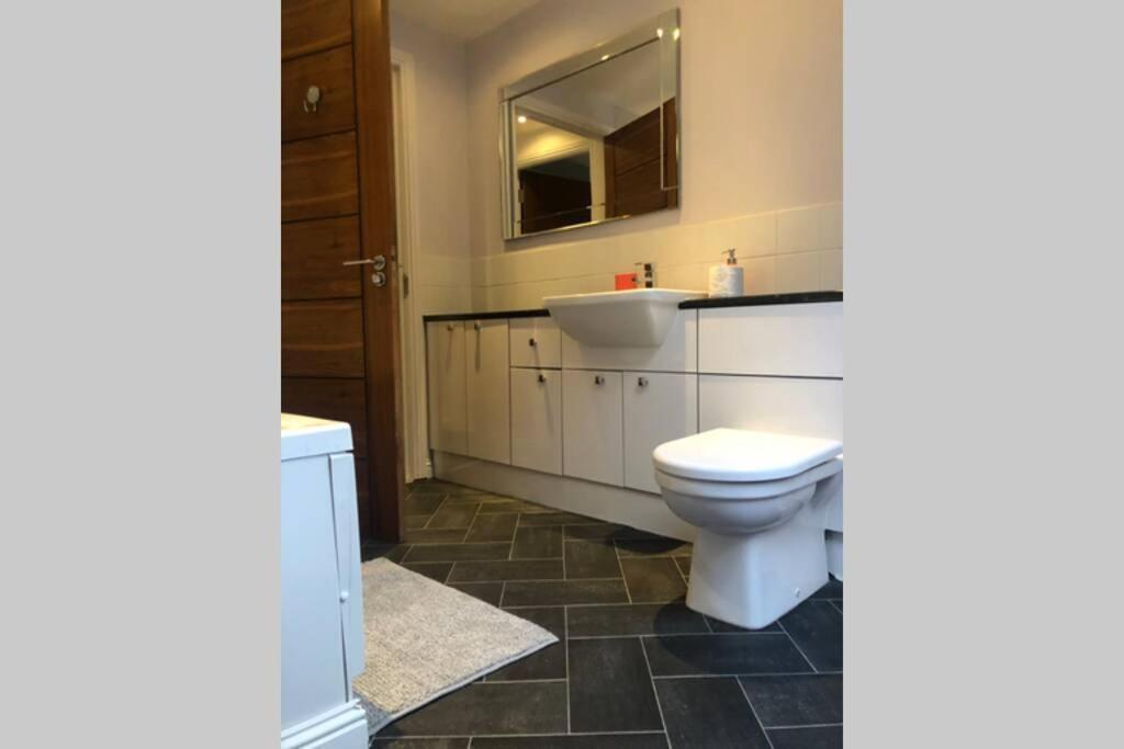 Struan Coach House In Gated *